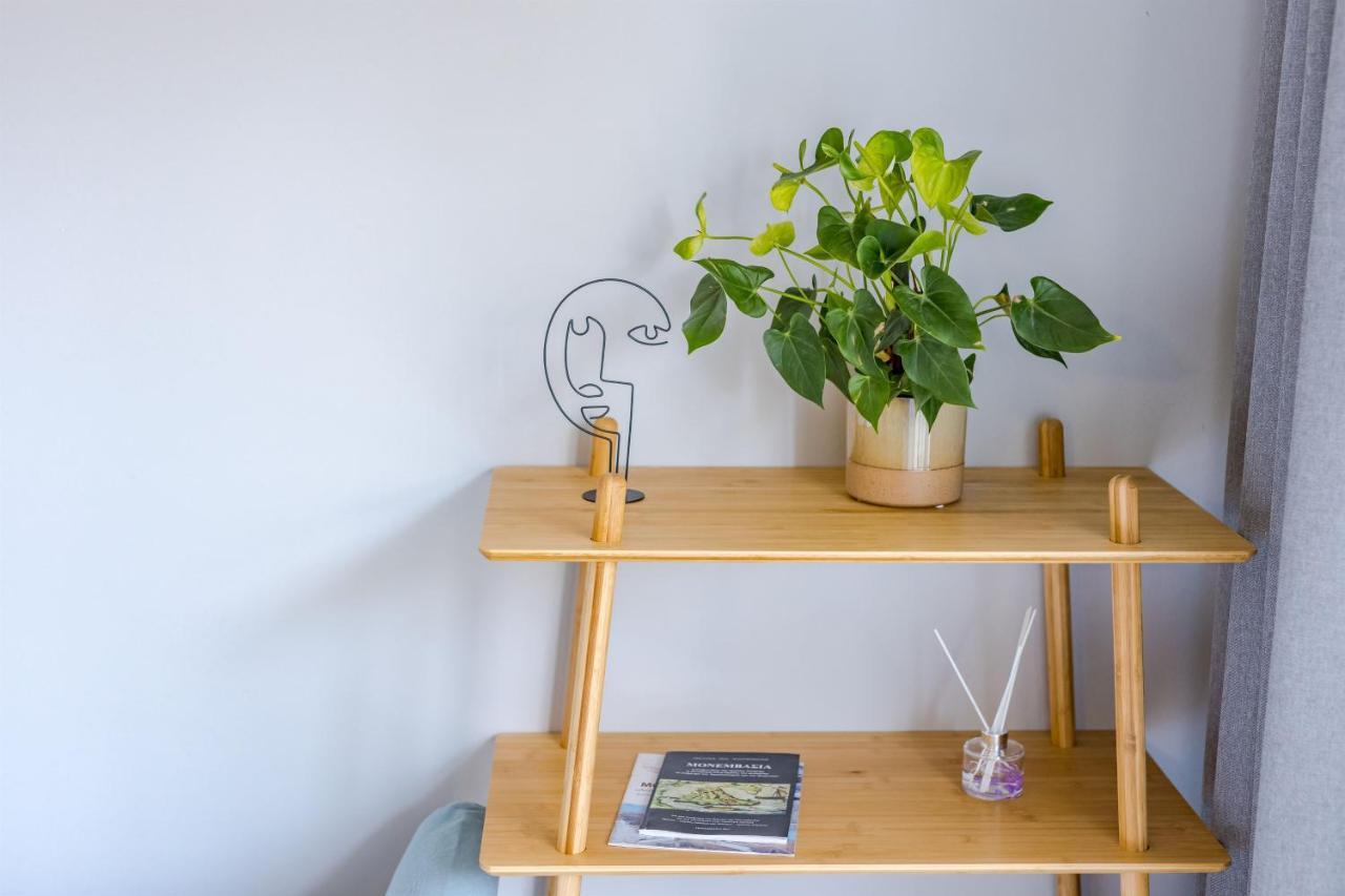 Monemvasia Modern Flat Экстерьер фото